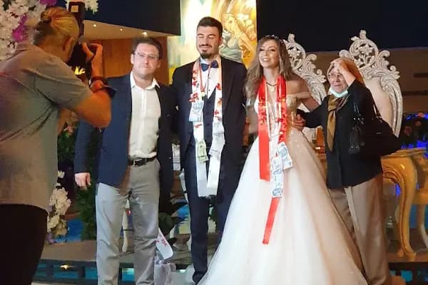 Pool Garden Aktivite Merkezi - Düğün Salonu - Balıkesir Karesi