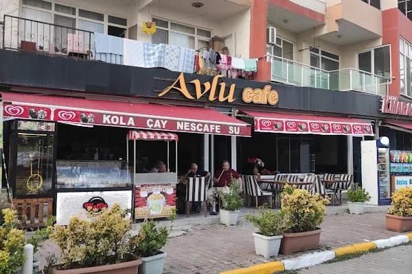Avlu cafe - Çiğ Köfteci - İstanbul Avcılar