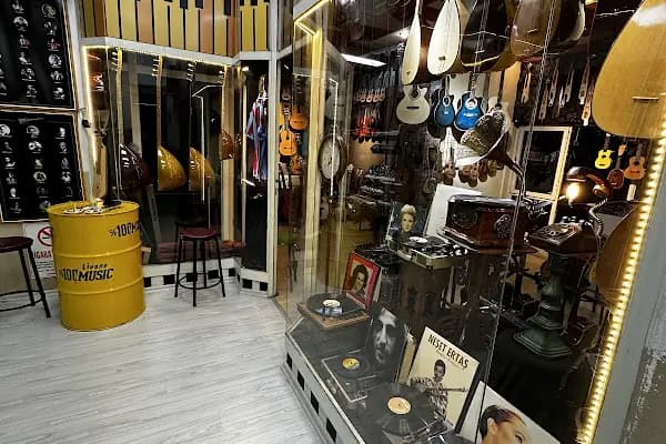 Livane Müzik Evi - Müzik aletleri mağazası - Trabzon Ortahisar