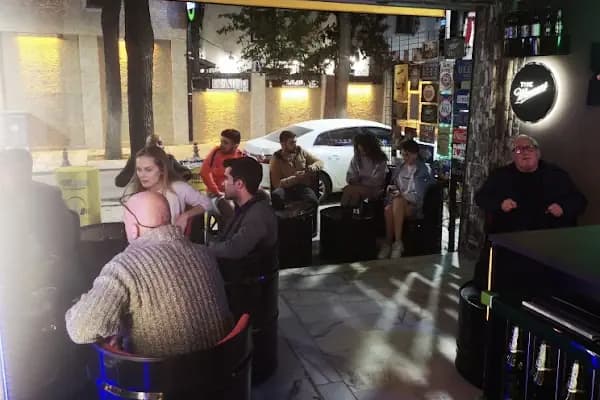 BARREL BEER HOUSE - Pub - Muğla Bodrum