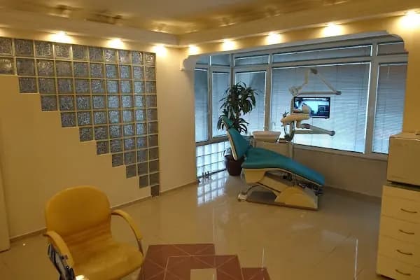 Diş Hekimi Güven Meyvacı - Doktor - İzmir Balçova