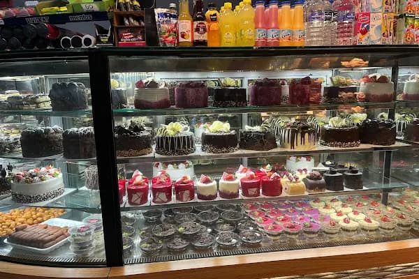 Golden Cafe Pastane - Pastane - Bursa Osmangazi