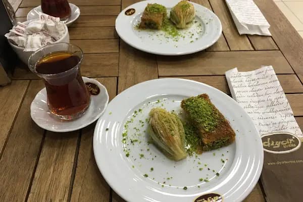 Diyar Burma Tatlıcısı - Ataşehir - Restoran - İstanbul Sancaktepe