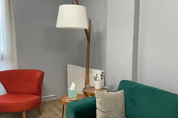 Psikolog Selin Gül Külahlı - Psikolog - Balıkesir Altıeylül