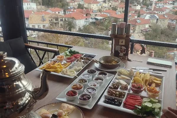 Teras cafe ve Kahvaltı sarayı. Teras elmali. - Kahvaltı restoranı - Antalya Elmalı