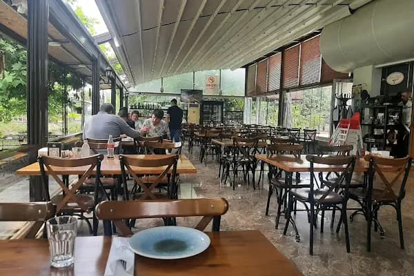 Tavacı Refik - Türk restoranı - Bursa Gemlik