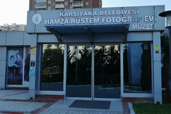 Karşıyaka Belediyesi Hamza Rüstem Fotoğraf Evi - Müze - İzmir 