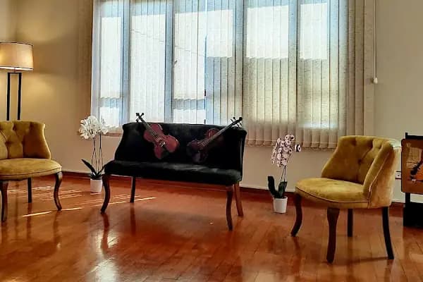 Salt Sanat Akademi (T.C. M.E.B. Onaylı Müzik Kursu) - Müzik Okulu - İstanbul Maltepe