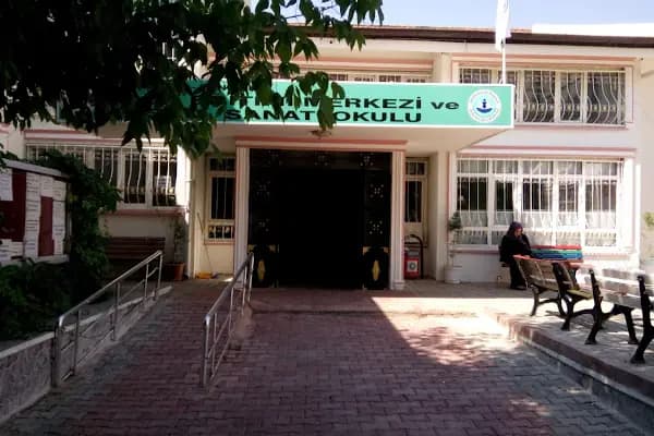 Yenişehir Halk Eğitim Merkezi Ve Akşam Sanat Okulu - Eğitim Kurumu - Diyarbakır Yenişehir