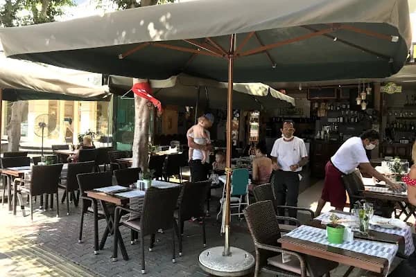 MG Kitap &amp; Kahve - Kafe - Antalya Alanya