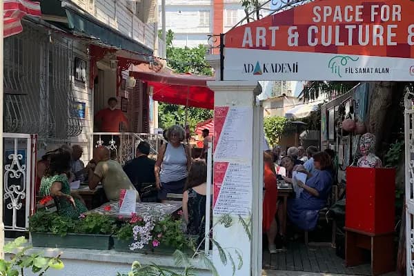 Büyükada - Ada - İstanbul Adalar