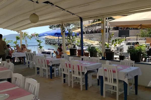 Iskele restaurant cafe bar - Balık Restoranı - Muğla Bodrum