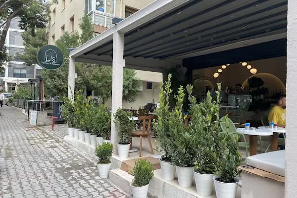 Lis Bornova - Kahve dükkanı - İzmir Aliağa