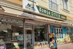 Komşu Çiftlik Ambarlı