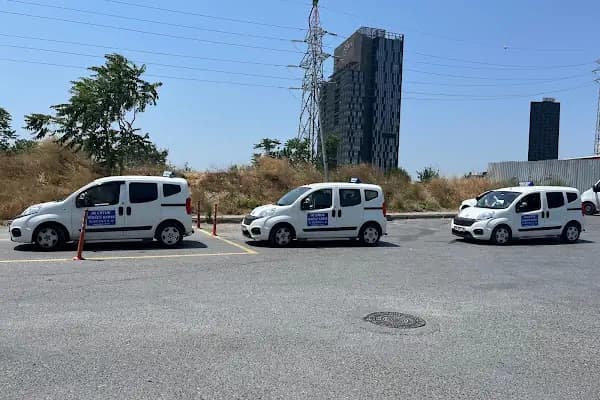 Çiftlik Sürücü Kursu - Sürücü Kursu - İstanbul Küçükçekmece