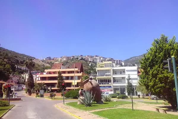 Atatürk Parkı - Park - Antalya Finike