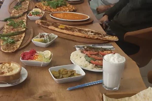 Çınar Et Döner ve İskender - Fast food lokantası - İstanbul Avcılar