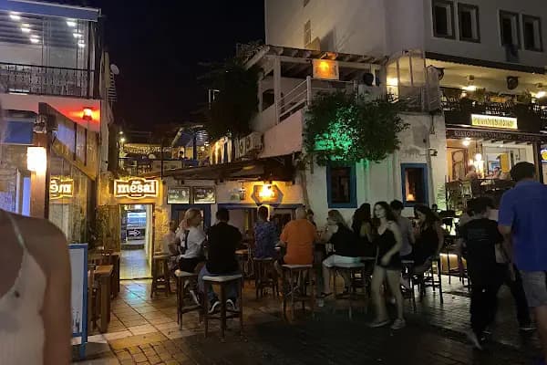 Mavi Bar - Bar - Muğla Akçaalan Mahallesi