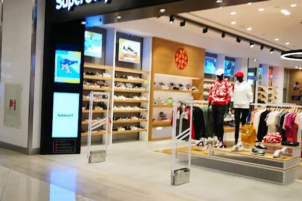 SUPERSTEP - Spor Giyim Mağazası - İstanbul Ataşehir