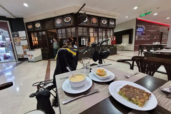Lucky Lounge &amp; Bistro - Bistro - İstanbul Avcılar
