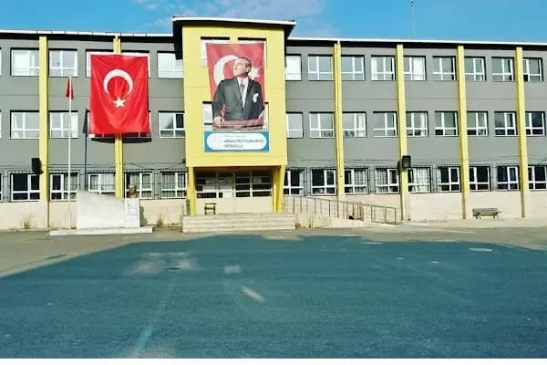 Arnavutköy Cumhuriyet Ortaokulu - Okul - İstanbul Arnavutköy