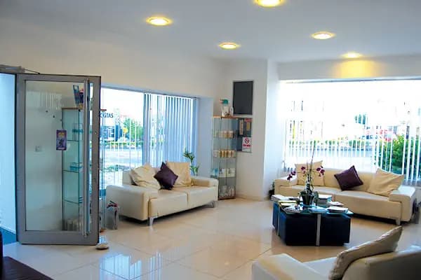 Royal Beauty Center &amp; Academy - Güzellik Salonu - Muğla Bodrum