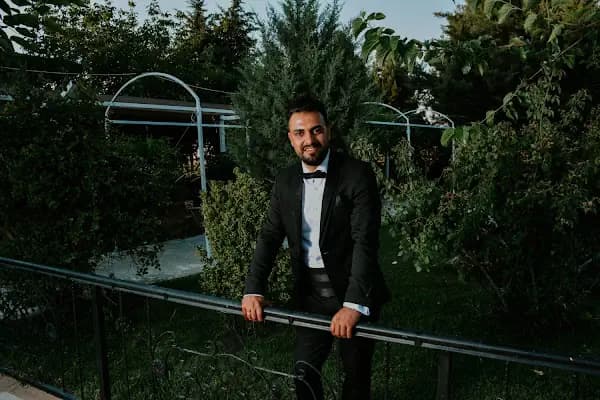 Dt. Fırat Karademir, Diş Hekimi - Diş Hekimi - İstanbul Bağcılar