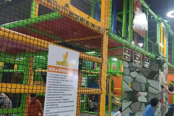Novapark AVM - Alışveriş merkezi - Bursa İnegöl