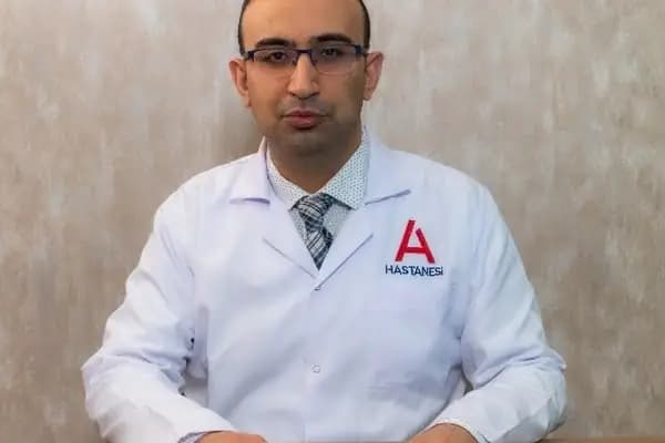 Doç. Dr. Hasan Hüseyin Özdemir - Nörolog - İstanbul Avcılar