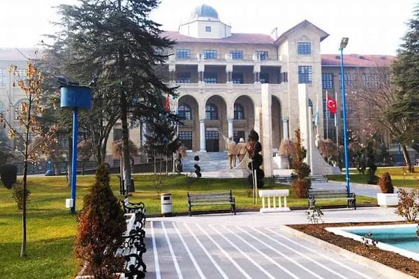 Gazi Üniversitesi - Devlet Üniversitesi - Ankara Altındağ