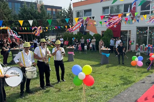 Küçük Şeyler Anaokulu - Anaokulu - Bursa Yıldırım