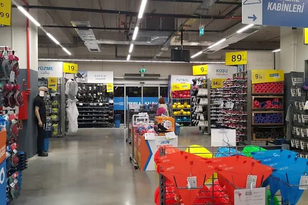 Decathlon - Spor mağazası - İstanbul Bağcılar