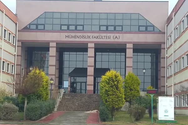 Kocaeli Üniversitesi Mühendislik Fakültesi A Blok - Okul - Kocaeli İzmit