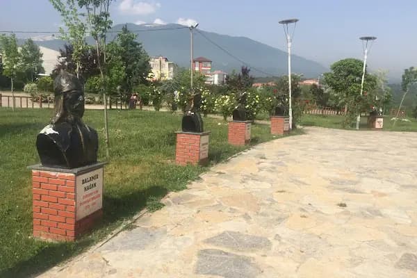Yenice Belediyesi Gölet Dinlenme Tesisleri - Turistik Pansiyon - Bursa Gemlik