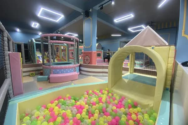 Soft Town Oyun Ve Kahve - Çocuklar İçin Eğlence Merkezi - Bursa Gemlik