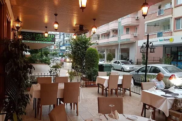 Seasons Restaurant by Mutlu Şevket Yılmaz - Restoran - Antalya Alanya