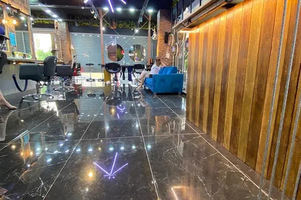 Nur VIP Güzellik Merkezi - Güzellik Salonu - İzmir Bergama