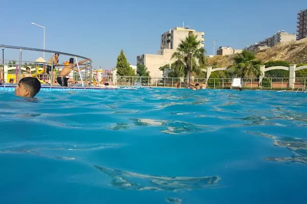 Şanlıurfa Büyükşehir Belediyesi Mehmet Tuz Yüzme Havuzu - Yüzme havuzu - Şanlıurfa Eyyübiye