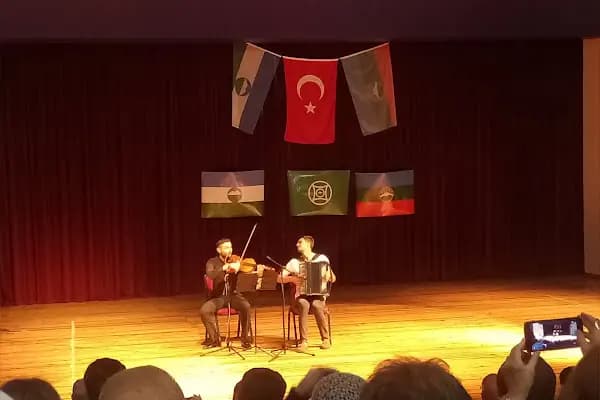 İsmet İnönü Sanat Merkezi - Sanat Merkezi - İzmir Konak