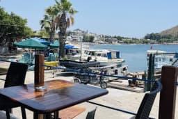 EGE Cafe &amp; Pub