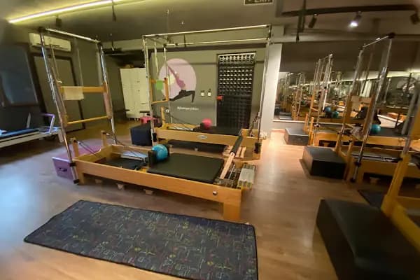 Famespor Pilates - Reformer Pilates - Pilates Stüdyosu - Kişiye Özel Ders - Pilates Salonu - İzmir Buca