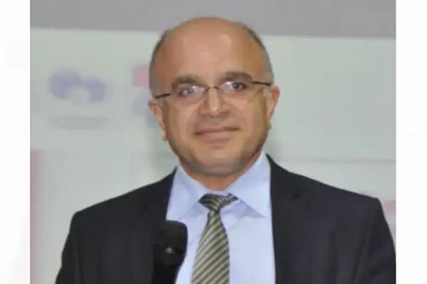 Prof. Dr. Ersin Akarsu İç Hastalıkları ve Endokrinoloji-Metabolizma Uzmanı - Gaziantep - Dahiliye Uzmanı - Gaziantep Şehitkamil