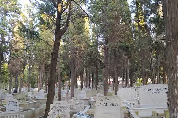 Şenlikköy Mezarlığı - Mezarlık - İstanbul Küçükçekmece