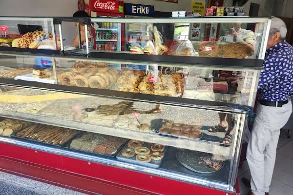 İpek Gevrek - Pastane - İzmir Konak