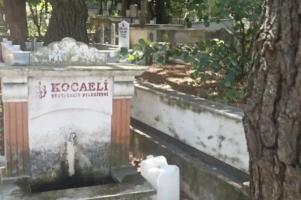 Osman Kuru Mezarlığı - Mezarlık - Kocaeli İzmit
