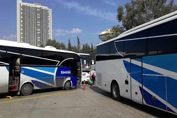 Kamil Koç İzmir -Flixbus - Seyahat Acentesi - İzmir Bornova