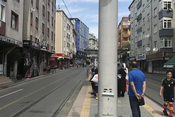 Yavuz Selim Tramvay Durağı - Ulaşım Hizmeti - İstanbul Adalar