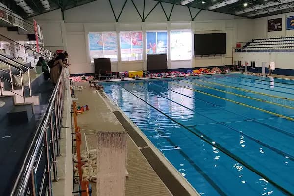 Türkiye Yüzme Federasyonu Tozkoparan Olimpik Havuzu - Kapalı yüzme havuzu - İstanbul Beylikdüzü