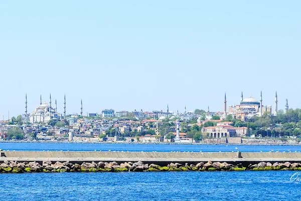 Arnavutköy İskelesi - Feribot İskelesi - İstanbul Beşiktaş