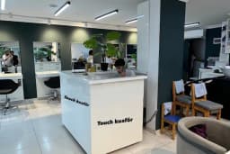 Touch Hair Fashion